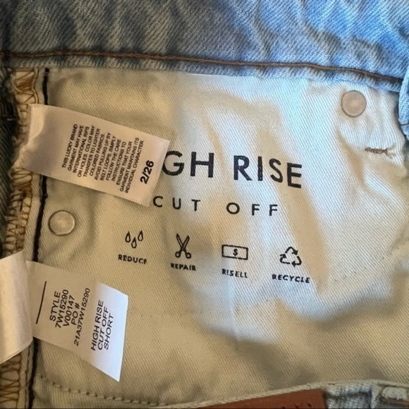 Lucky Brand High Rise Cut Off Jean Shorts - Picture 9 of 11
